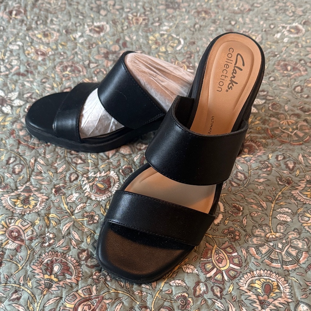 Clarks Black Double-Band Slide Sandals